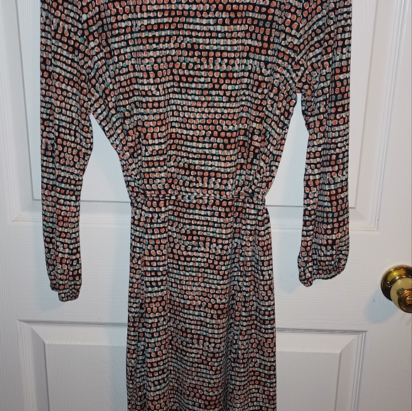 Dress - Picture 4 of 4